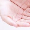 手汗がひどい人へ 手掌多汗症の原因とお金をかけずにできる対策法